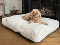 Afbeelding geladen in Galerij-viewer, Hondenkussen Fur fleece