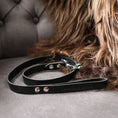 Afbeelding geladen in Galerij-viewer, No Fuss Hondenriem Zwart - Cooper & Quint