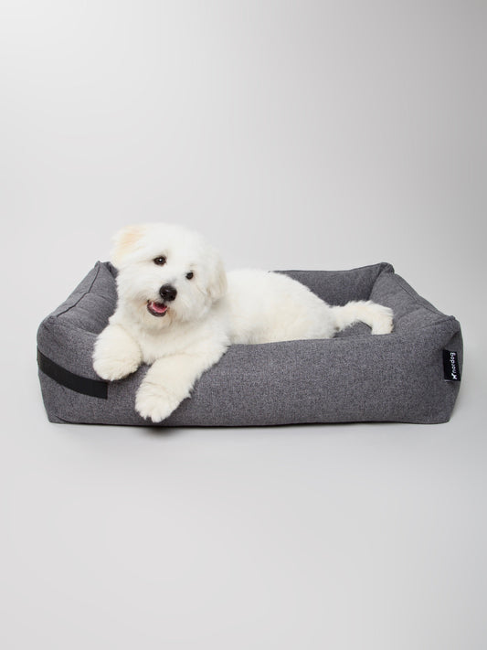Hondenmand Hygge Antraciet met memory foam matras en luxe polyester bekleding, geschikt voor kleine tot middelgrote honden.