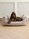 Afbeelding geladen in Galerij-viewer, Hondenmand  BILLY Bouclé  Taupe