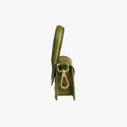 Groen Designer tas voor hondenkoekjes en poepzakken.