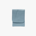 Afbeelding geladen in Galerij-viewer, Poepzakhouder Licht blauw Leer
