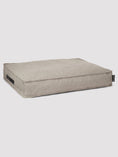 Afbeelding geladen in Galerij-viewer, Orthopedic dog cushion Hygge Cappuccino for large breeds, durable and comfortable design.
