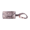 Afbeelding geladen in Galerij-viewer, Hondenhalsband Royal Snake
Hondenhalsband Royal Snake is een mooie en exclusieve hondenhalsband van het merk DOGA. Deze halsbandenlijn staat bekend om zijn luxe uitstraling en trendy ontwerpeDogawafwafHondenhalsband Royal Snake
