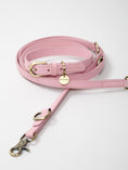 Afbeelding geladen in Galerij-viewer, Thomas Dog Leash Candyfloss
