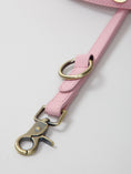 Afbeelding geladen in Galerij-viewer, Thomas Dog Leash Candyfloss
